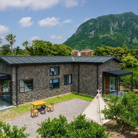 Wol Yeong Sa Gye Villa Seogwipo Eksteriør bilde